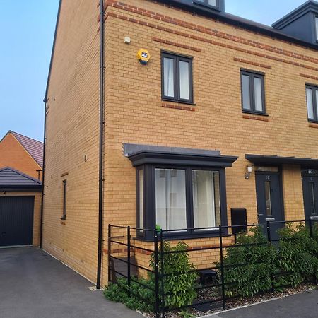 Sky'S Haven Apartment Sunningwell ภายนอก รูปภาพ