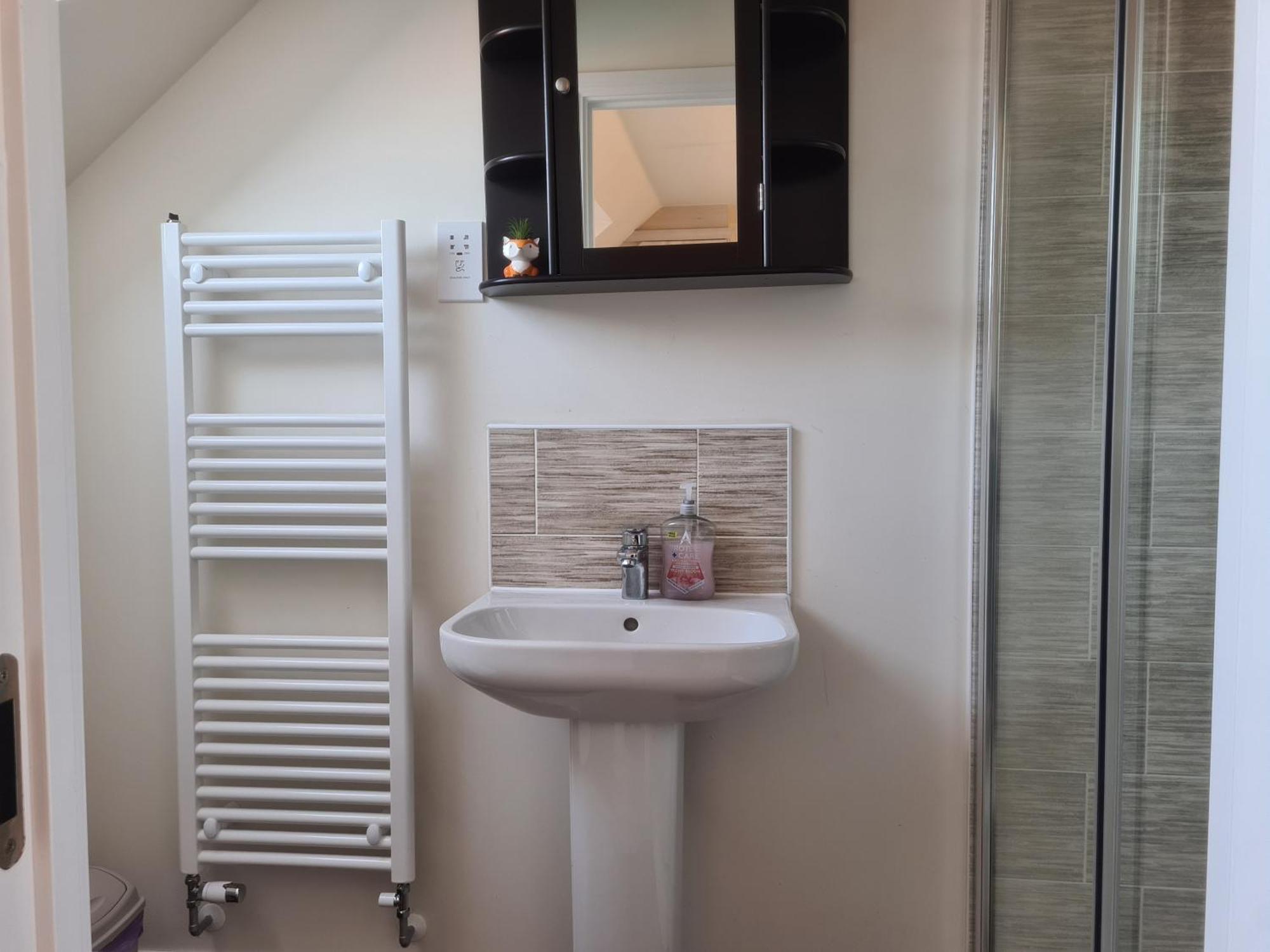 Sky'S Haven Apartment Sunningwell ภายนอก รูปภาพ
